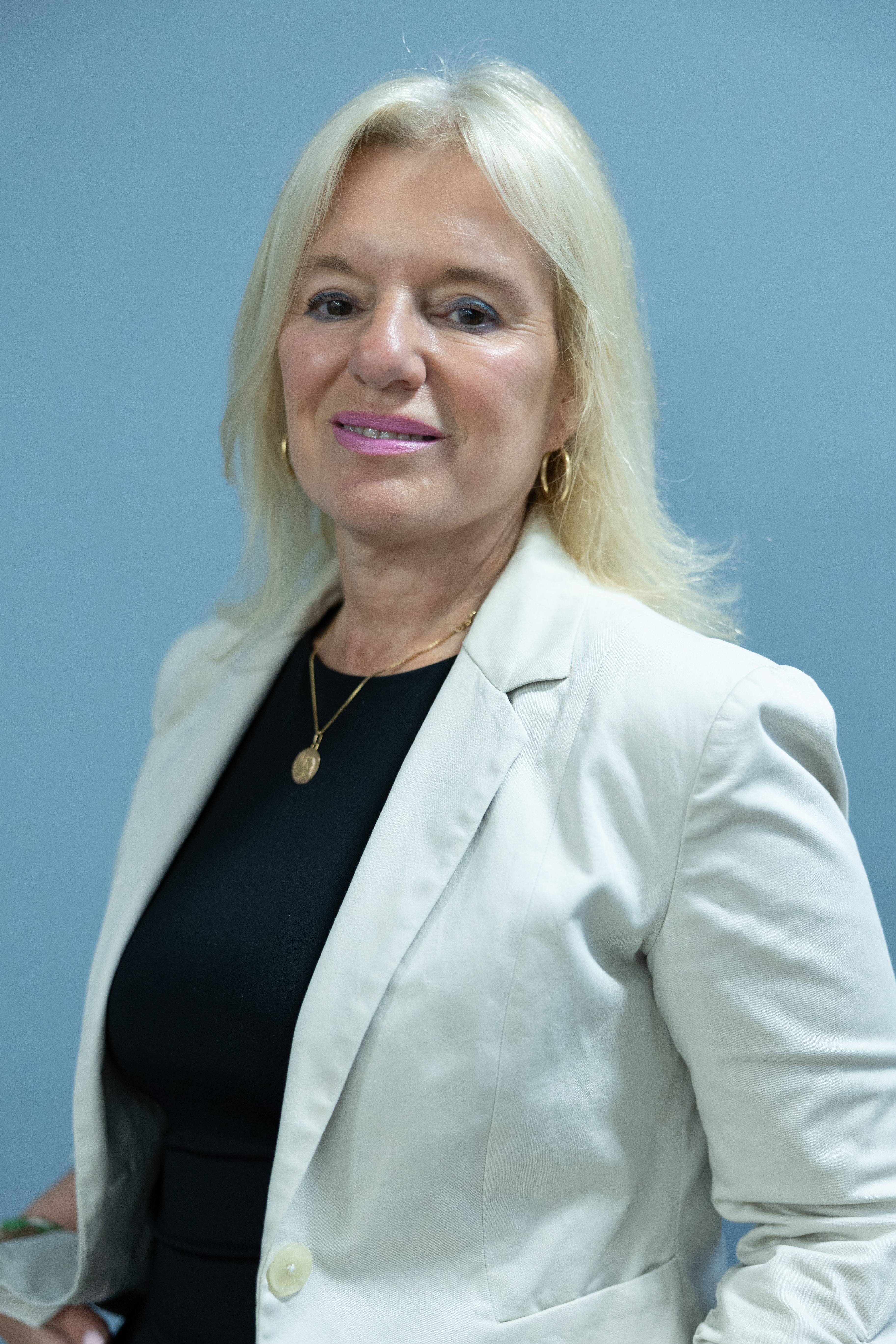 Viviana Lafuente 929-996-1917 vlafuente@healthfirst.org